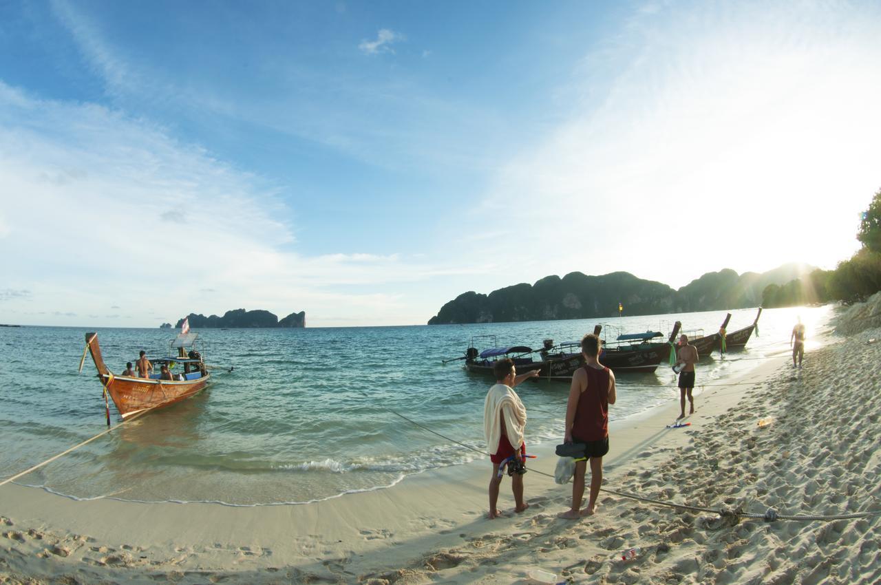 Phi Phi Bucket Hostel Экстерьер фото
