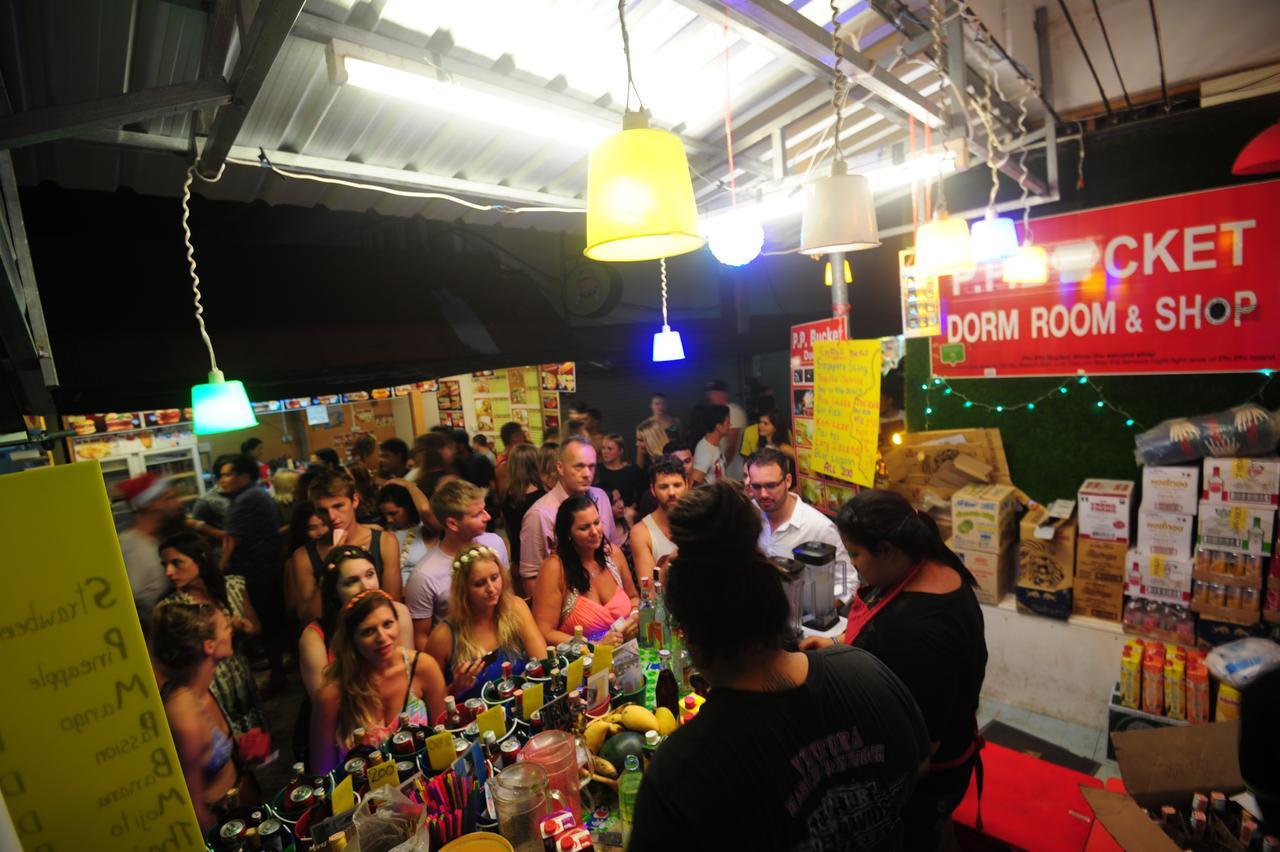 Phi Phi Bucket Hostel Экстерьер фото