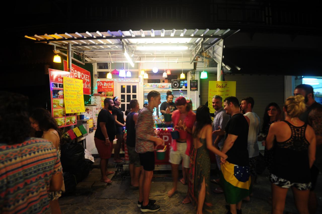 Phi Phi Bucket Hostel Экстерьер фото